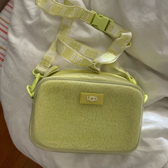 Ugg Janey Li Crossbody Bag - Picture 3 of 7
